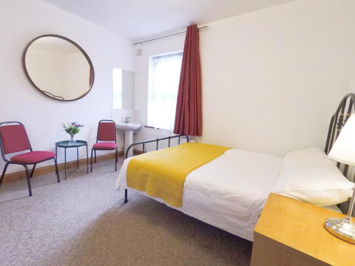 Carnation Flat A In Wembley Apartment London Exterior photo