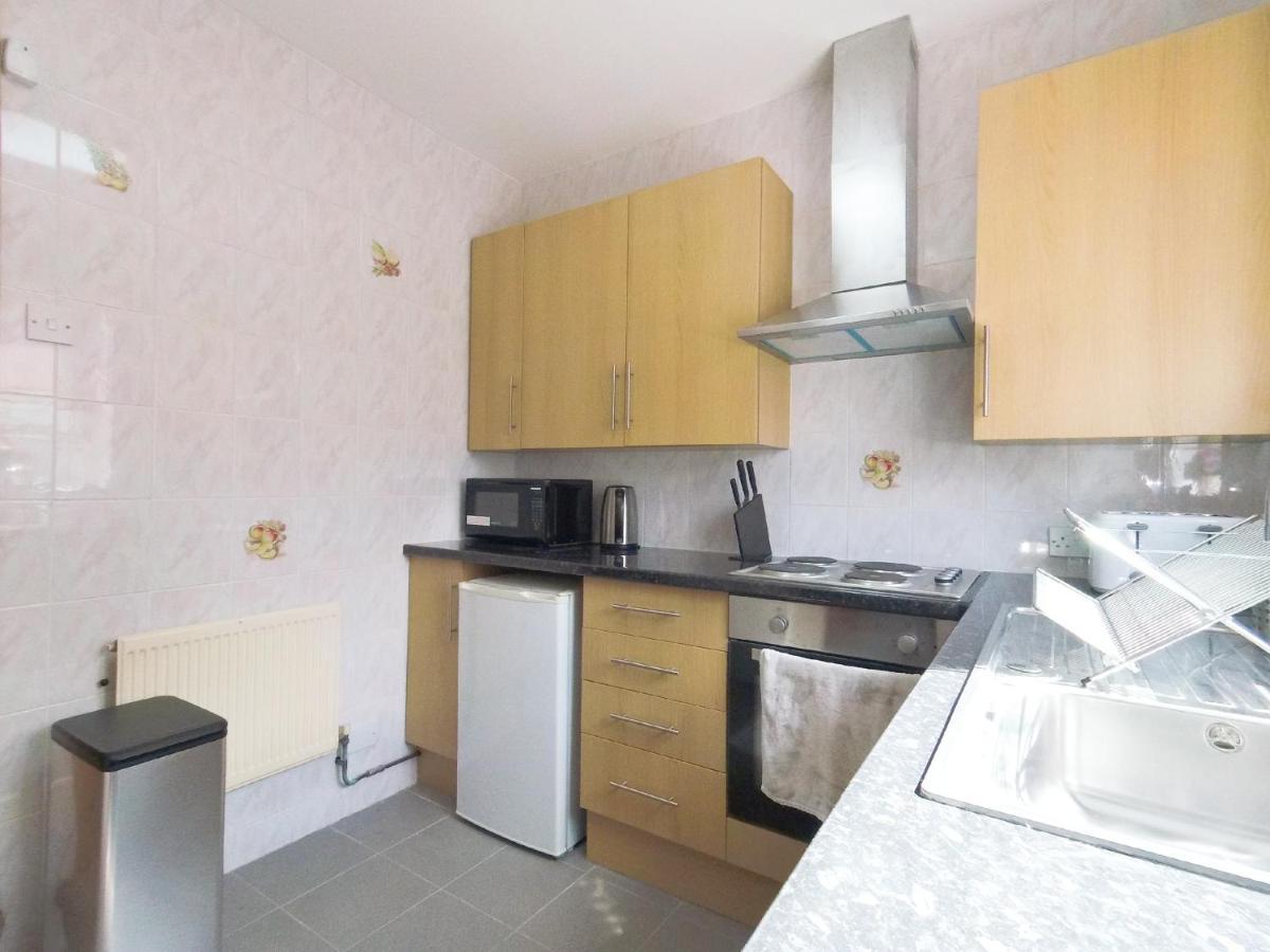 Carnation Flat A In Wembley Apartment London Exterior photo